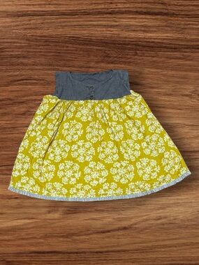 Persnickety Avery Yellow Sleeveless Floral Top Size 7